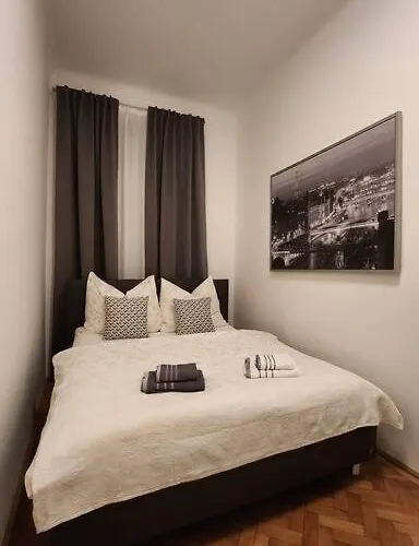 City Apartment * Відень