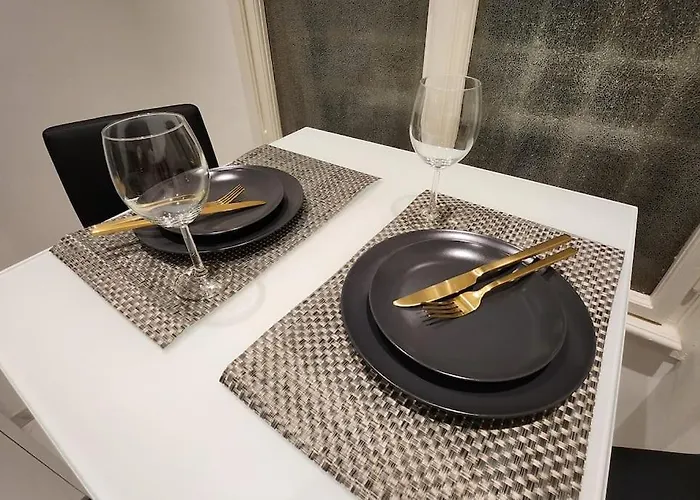 Апартаменти City Apartment *